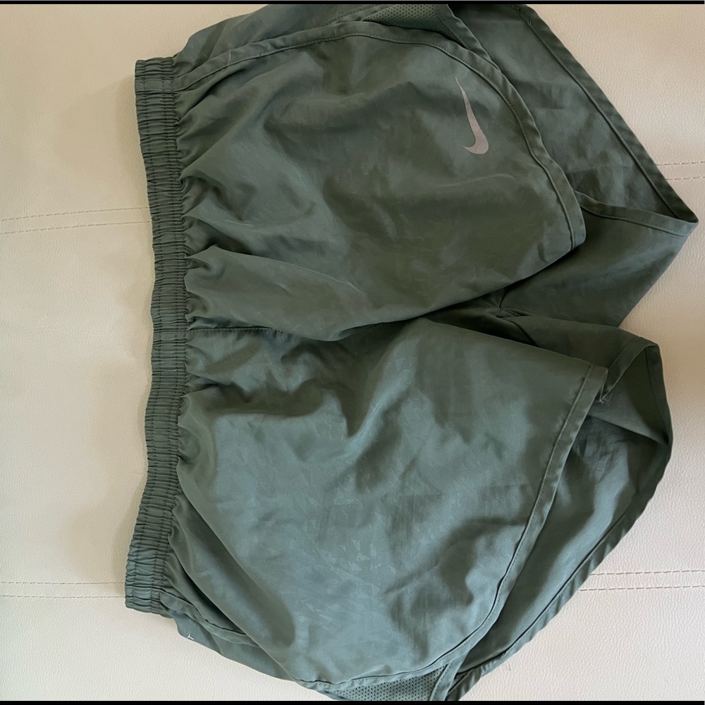 forest green nike shorts